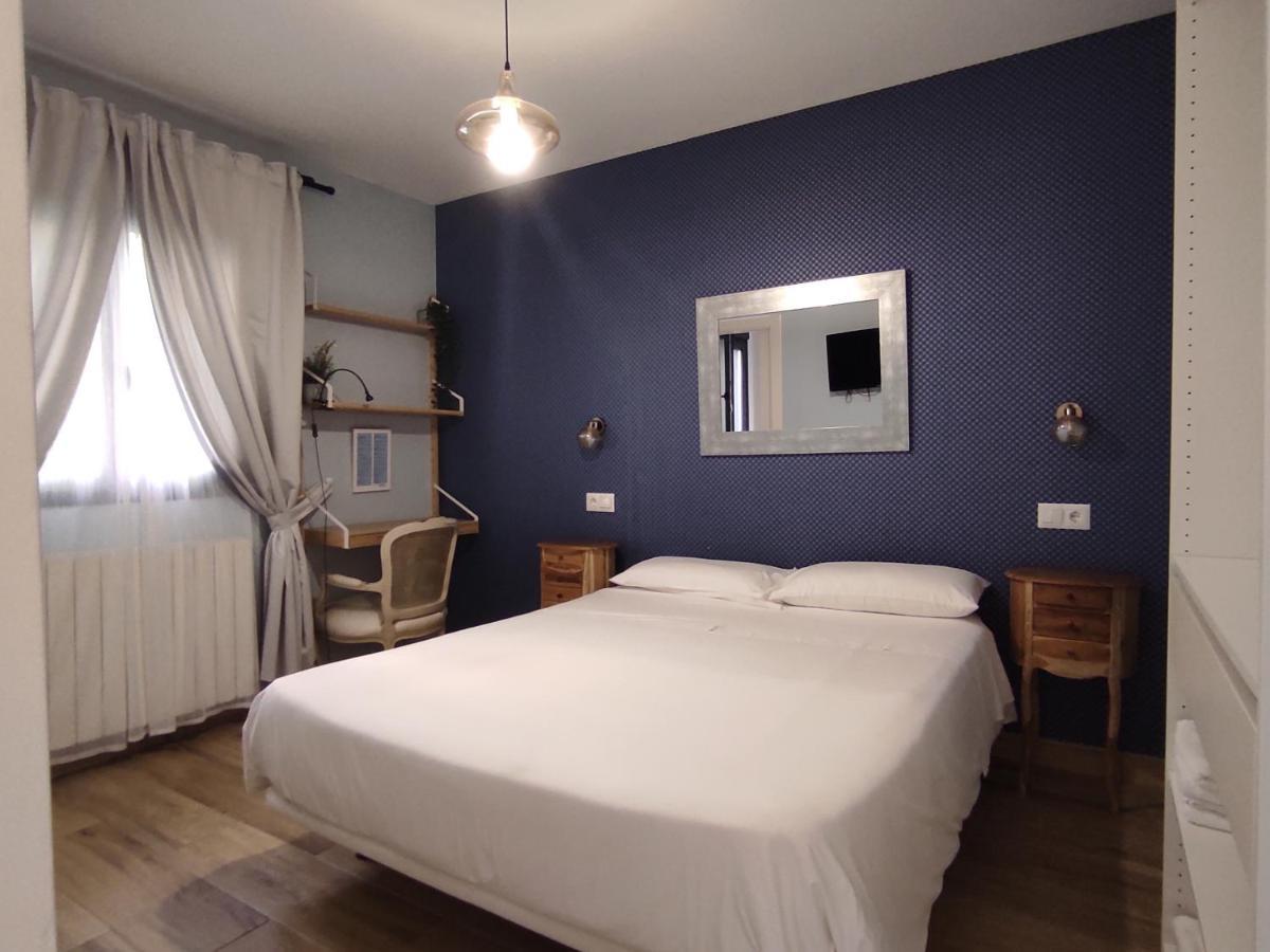 Guest house Patios De 3*
